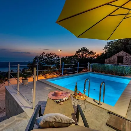 Holiday home 2 Bedroom Pet Friendly In Dubravica *