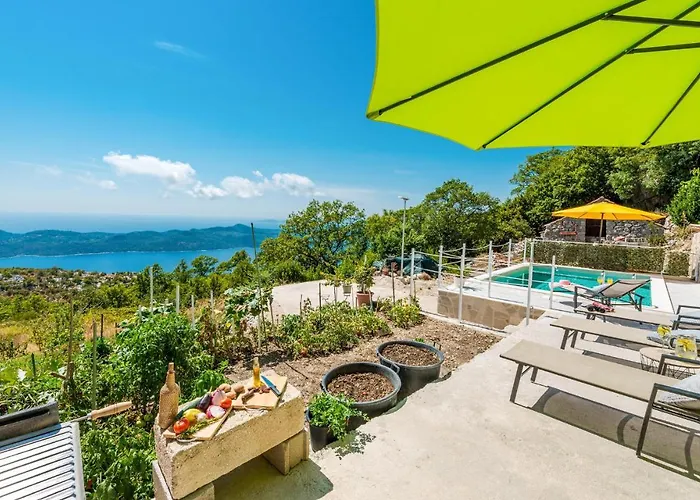 度假居 2 Bedroom Amazing In Dubravica (Dubrovnik)