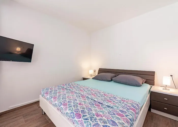 2 Bedroom Amazing In * Dubravica (Dubrovnik)